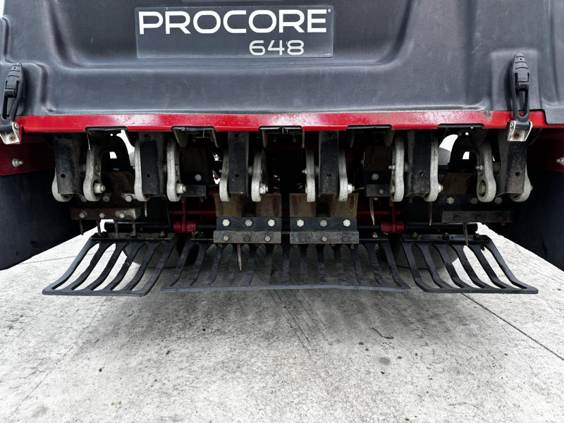 226-418_Toro-Pro-Core-648-Walk-Behind-Aerator-8-800×600-1
