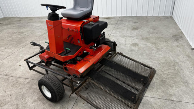 226-426_Smithco-Tournament-Ultra-Greens-Roller-3-800×600-1