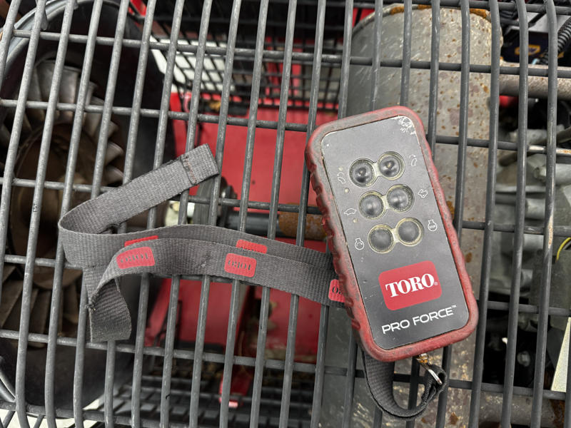226-427_Toro-Pro-Force-Blower-2-800×600-1