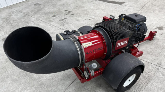226-427_Toro-Pro-Force-Blower-4-800×600-1