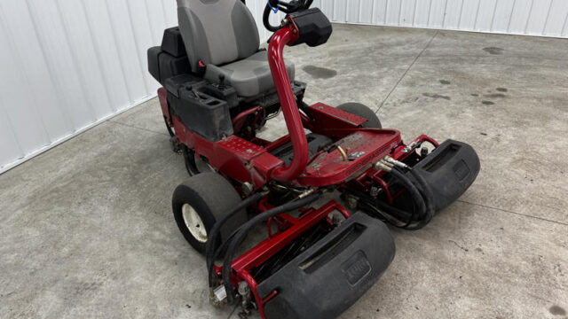 226-431_Toro-Greensmaster-3150-Greens-Mower-1-800×600-1