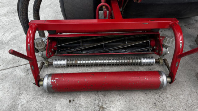 226-431_Toro-Greensmaster-3150-Greens-Mower-2-800×600-1