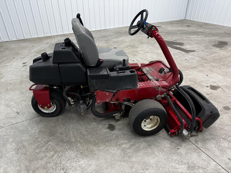 226-431_Toro-Greensmaster-3150-Greens-Mower-4-800×600-1