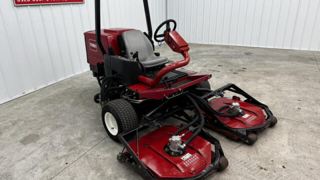 226-432_Toro-Groundsmaster-3505-2WD-Diesel-Contouring-Mower-1-800×600-1