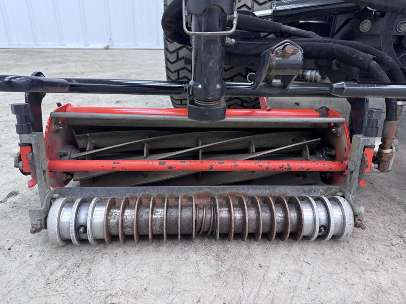 226-457_Jacobsen-LF-1880-Diesel-4WD-Fairway-Mower-9-800×600-1