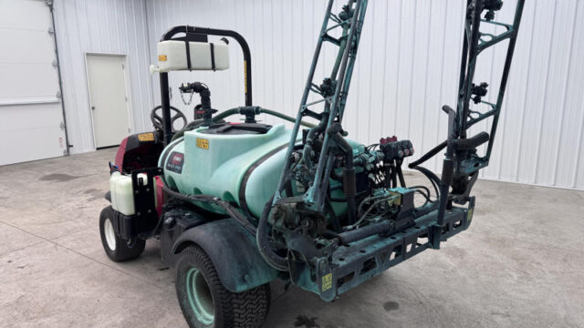 226-462_Toro-Multi-Pro-1750-Turf-Sprayer-5-800×600-1