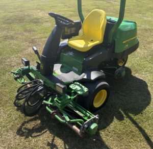 2015 John Deere 2500B