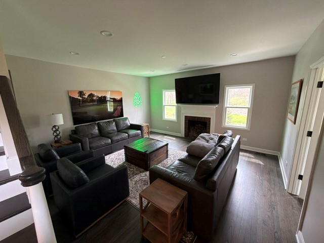 Intern-House-Living-room-4
