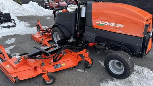 Jacobsen-9016-Rotary-Mower-5-800×600-1