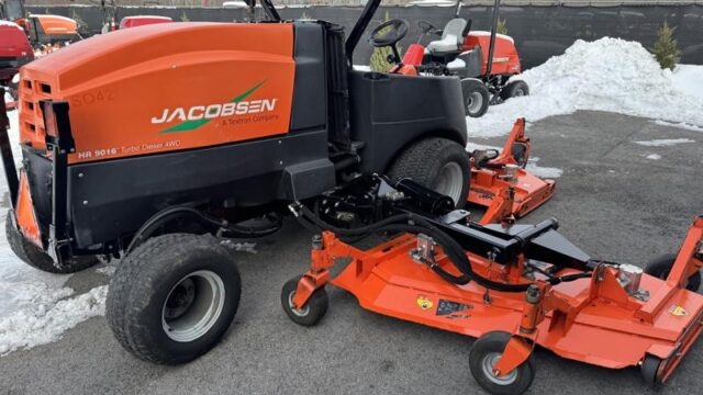 Jacobsen-9016-Rotary-Mower-6-800×600-1