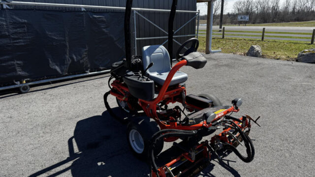 Jacobsen-GP400-Diesel-Greensmower-10-800×600-1