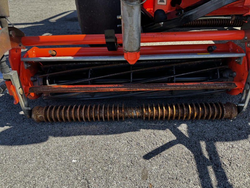 Jacobsen-GP400-Diesel-Greensmower-9-800×600-1