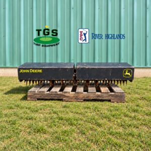 JOHN DEERE REAR SPIKER FOR BUNKER RAKE