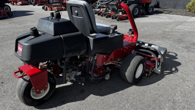 Toro-Greensmaster-3150-Greensmower-3-800×600-1