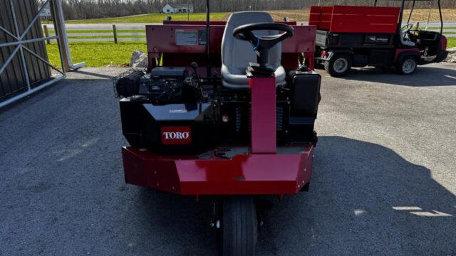 Toro-Turf-Sweeper-4800-3-800×600-1