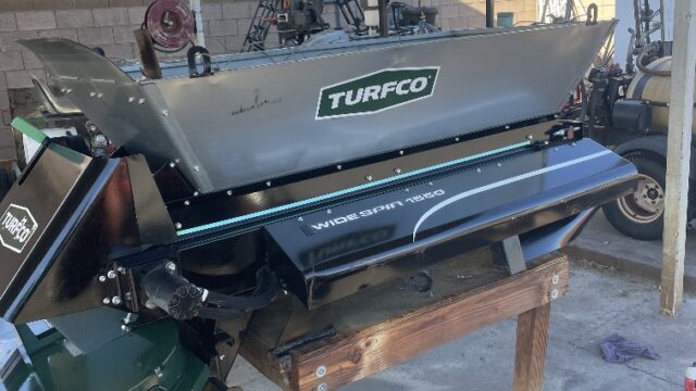 Turfco-SP1550-TM-1