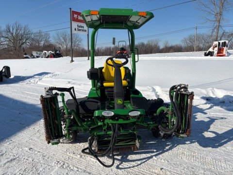 065363johndeere3.jpg.e34f1c72880159da6b0ea9013646210d.jpg