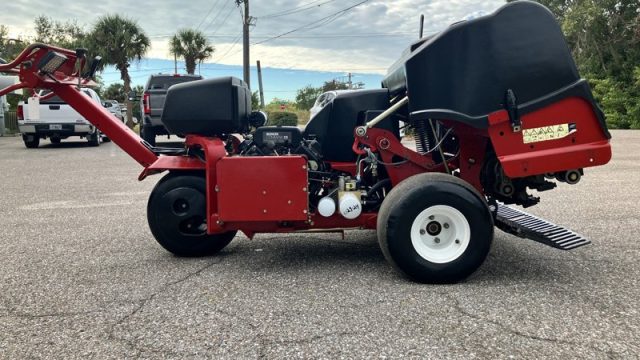 2011_Toro_Procore_648_Used_walkbehind_Greens_Aerator_Statewide_Turf_Equipment_50A-107(7).jpg.ab0ea25a6092ceb4227e59e6d4ea86b4.jpg