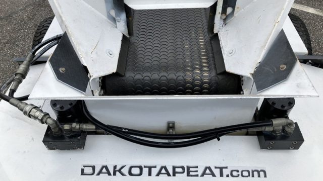 2019_Dakota_410_Turf_Tender_Used_Statewide_Turf_Equipment_700T-078(2).jpg.fca7b82c841a2c4212608f20f6a7915b.jpg