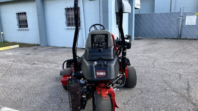 2020_Toro_Greensmaster_3320_Used_Greens_Mower_Statewide_Turf_Equipment_250T-231(6).jpg.4e8a4f6d5d55c421dcb75de2497e8de4.jpg