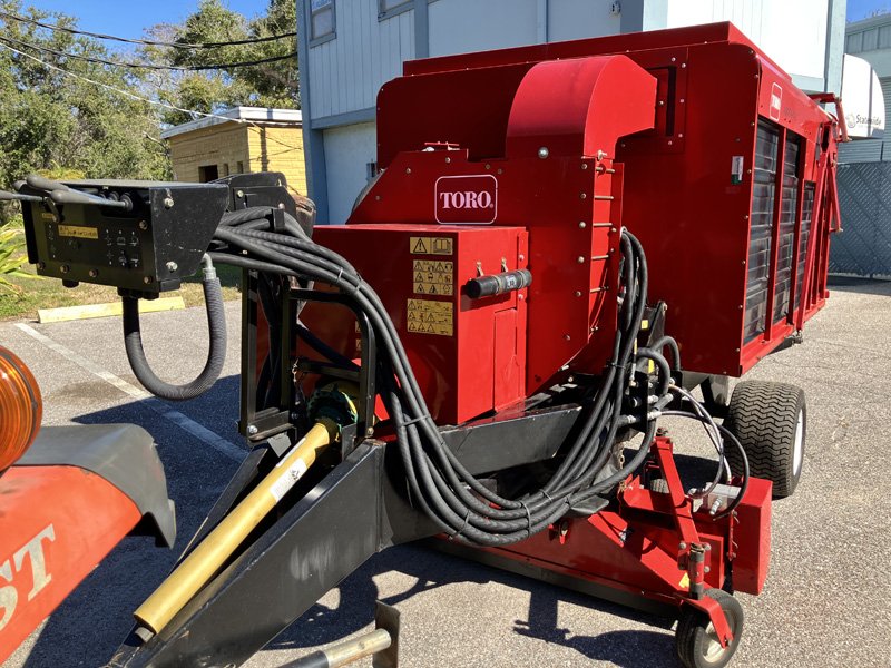 2020_Toro_Versa_Vac_Used_Sweeper_Vac_Statewide_Turf_Equipment_100V-028(1(7).jpg.454d1024ad3ed4c550c071762dc3bc54.jpg