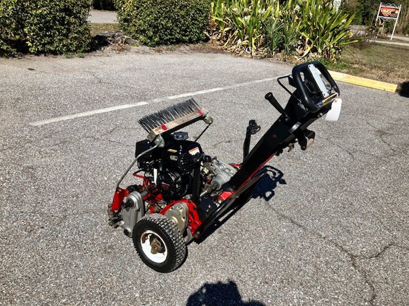 2021_Toro_1021_Used-Walking_Greensmower_Statewide_Turf_Equipment_300T-259(2).jpg.4ff4daee309c0a5051d3ddd556595d87.jpg