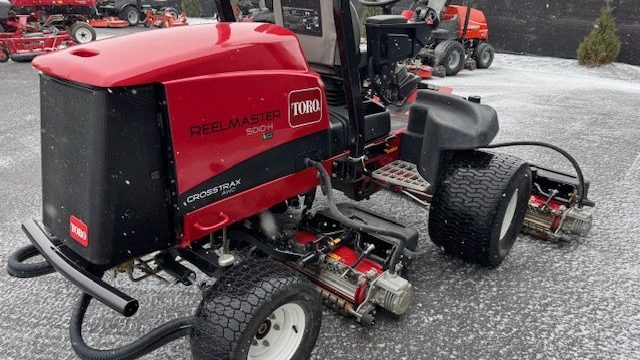 ForSaleUsedToro5010H4x4FairwayMower20204.jpeg.0619945727aefcd73356b24197b25de4.jpeg