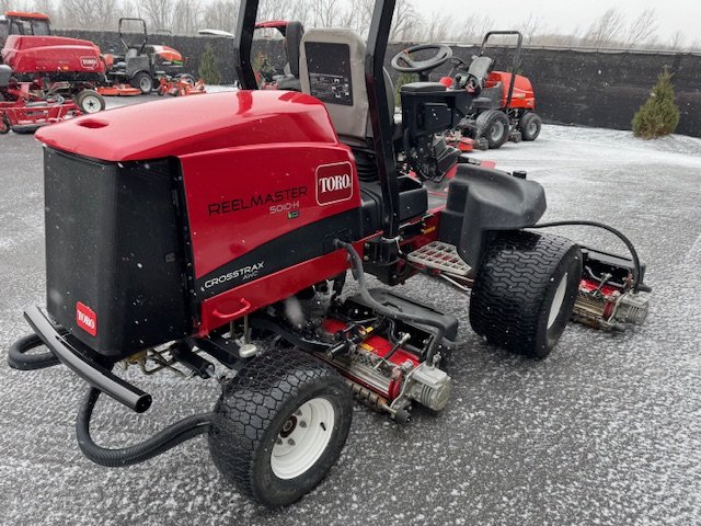 ForSaleUsedToro5010H4x4FairwayMower20204.jpeg.0619945727aefcd73356b24197b25de4.jpeg