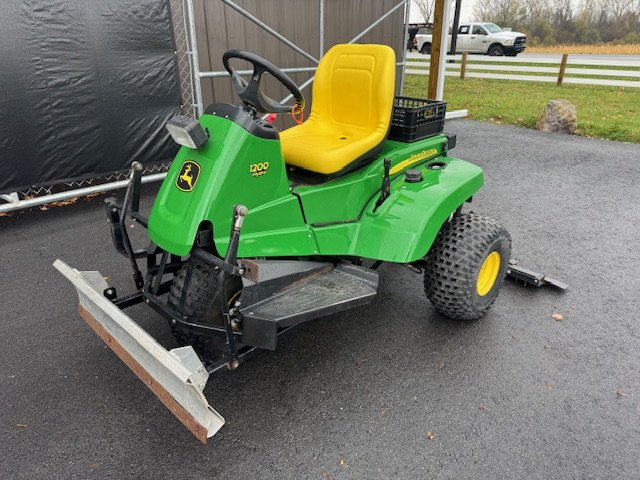 2018 John Deere 1200H
