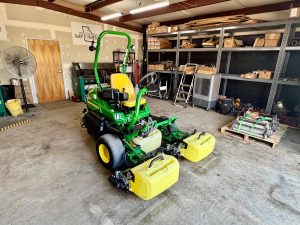 2020 John Deere 2700 E-Cut Greens Mower 3WD