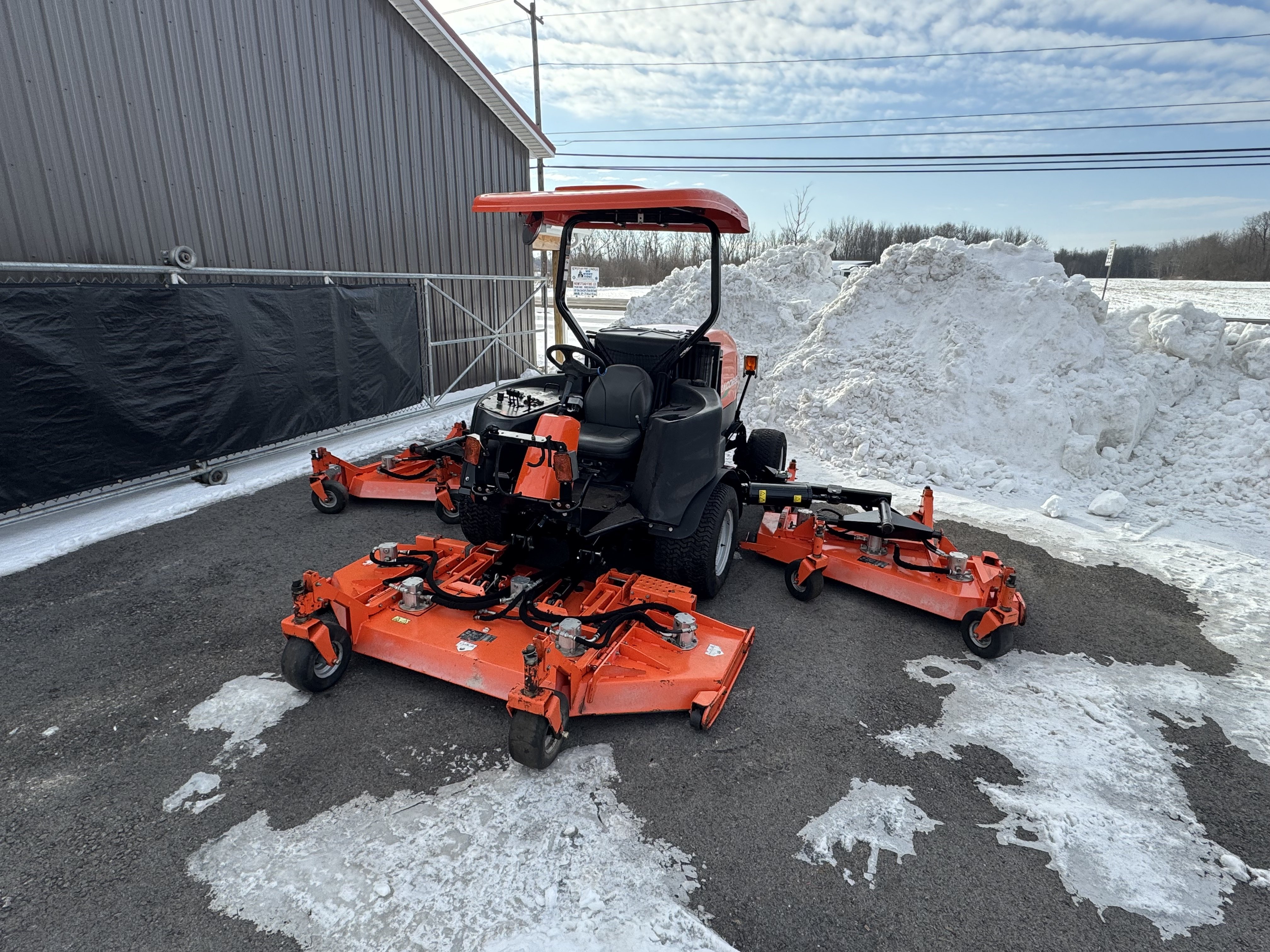 Jacobsen-9016-Rotary-Mower-2.jpeg.71bd359c0f6f4920d6781c2334f287dd.jpeg