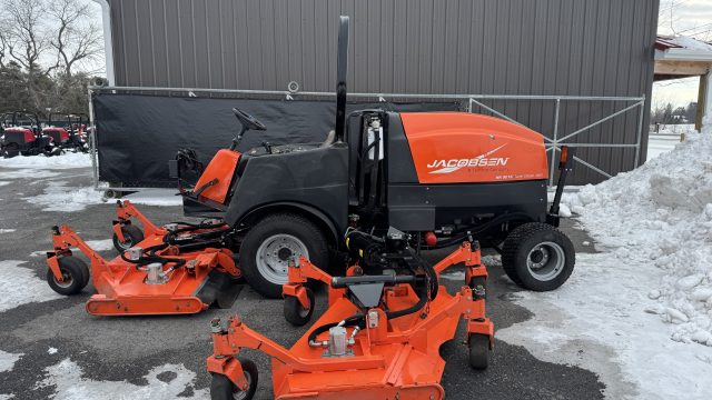 Jacobsen-9016-rotary-7.jpeg.fdb964fea36bca2c4e06dcaab7425df3.jpeg