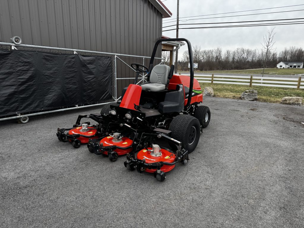 Jacobsen-AR522-Rough-Mower-3.jpg.df69dc6210e51d323666fc815aeefeb6.jpg