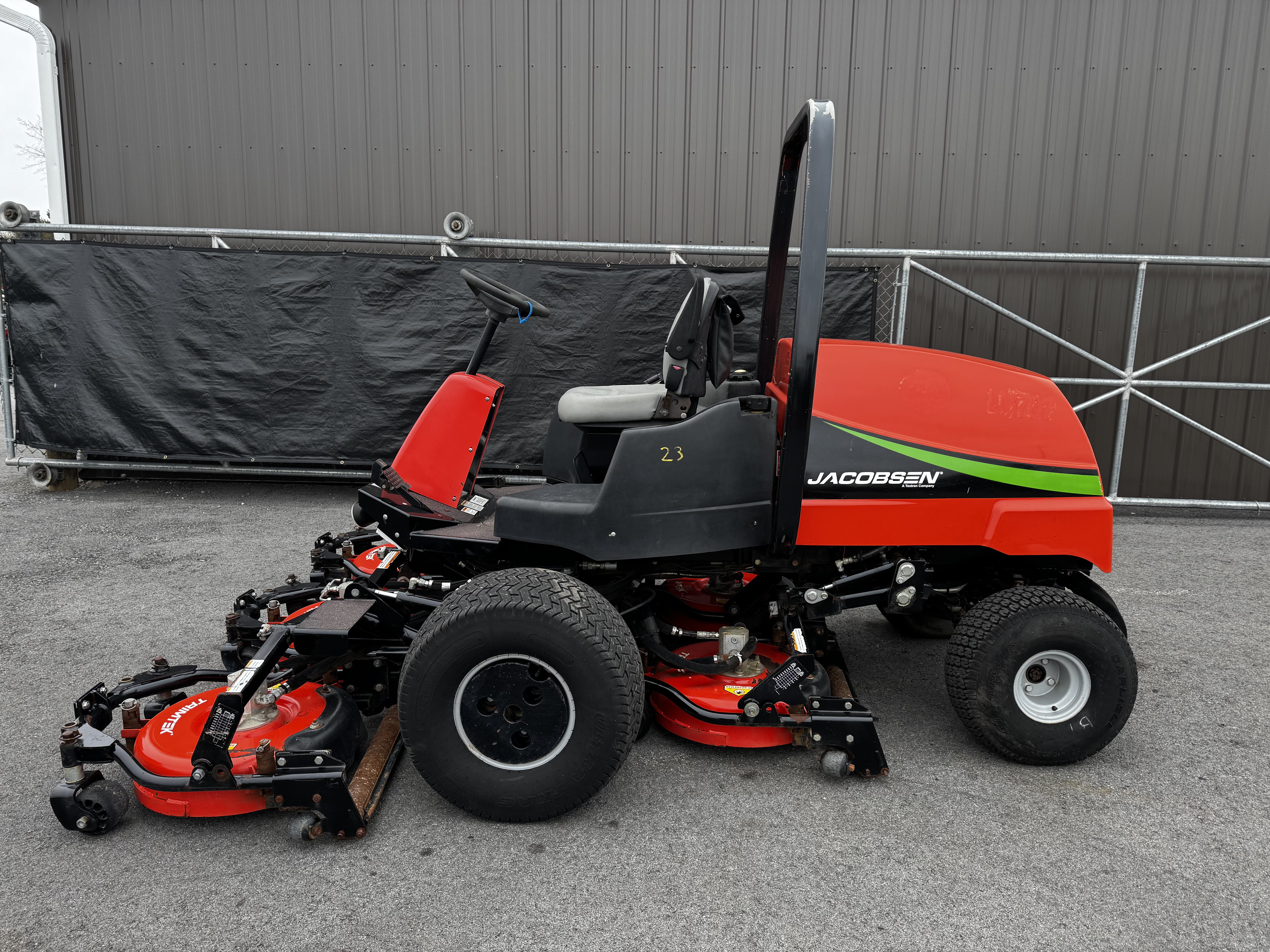 Jacobsen-AR522-Rough-Mower-6.jpg.9dd6365574773337f8d683e56647db32.jpg