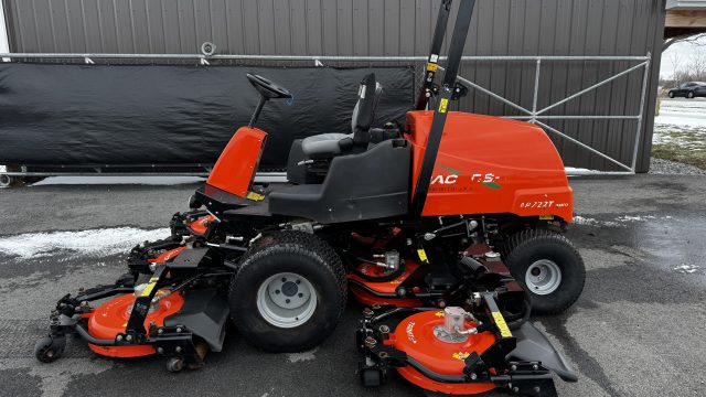 Jacobsen-AR722-Diesel-4WD-Contour-Rotary-Mower-5.jpg.da7c204e9fd43a64b20c00f3bcd9603c.jpg