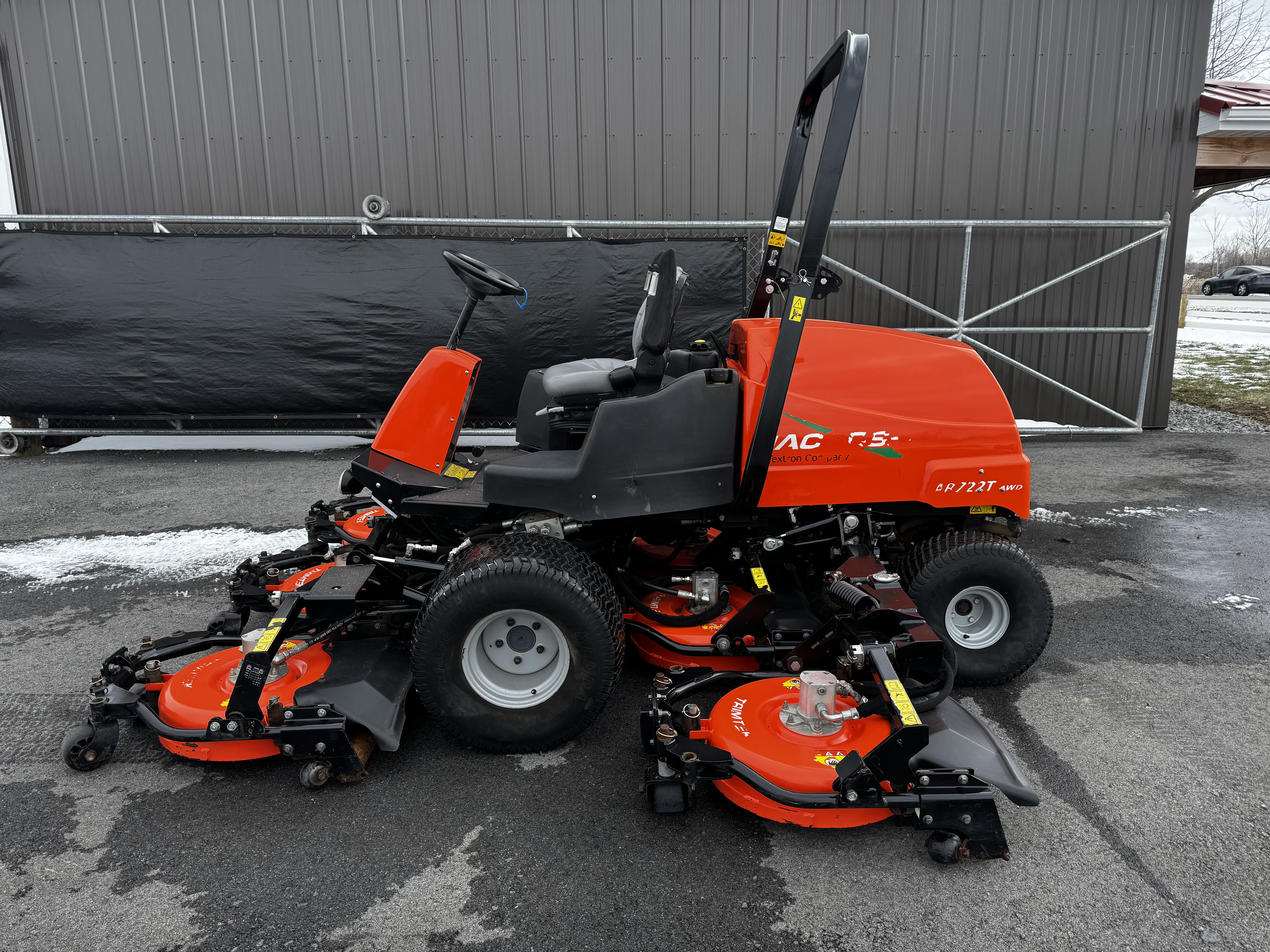 Jacobsen-AR722-Diesel-4WD-Contour-Rotary-Mower-5.jpg.da7c204e9fd43a64b20c00f3bcd9603c.jpg
