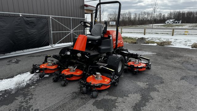 Jacobsen-AR722-Diesel-4WD-Contour-Rotary-Mower-8.jpg.cef8d81e03637812b8ceea14274e9fa0.jpg