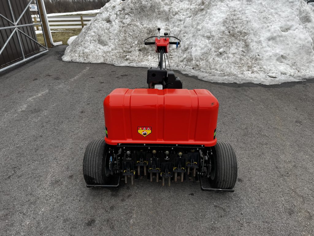 Jacobsen-Greensaire-24-GA24-Walk-Behind-Aerator-3.jpg.ecb7738a429482c3c4961a390eab1d24.jpg