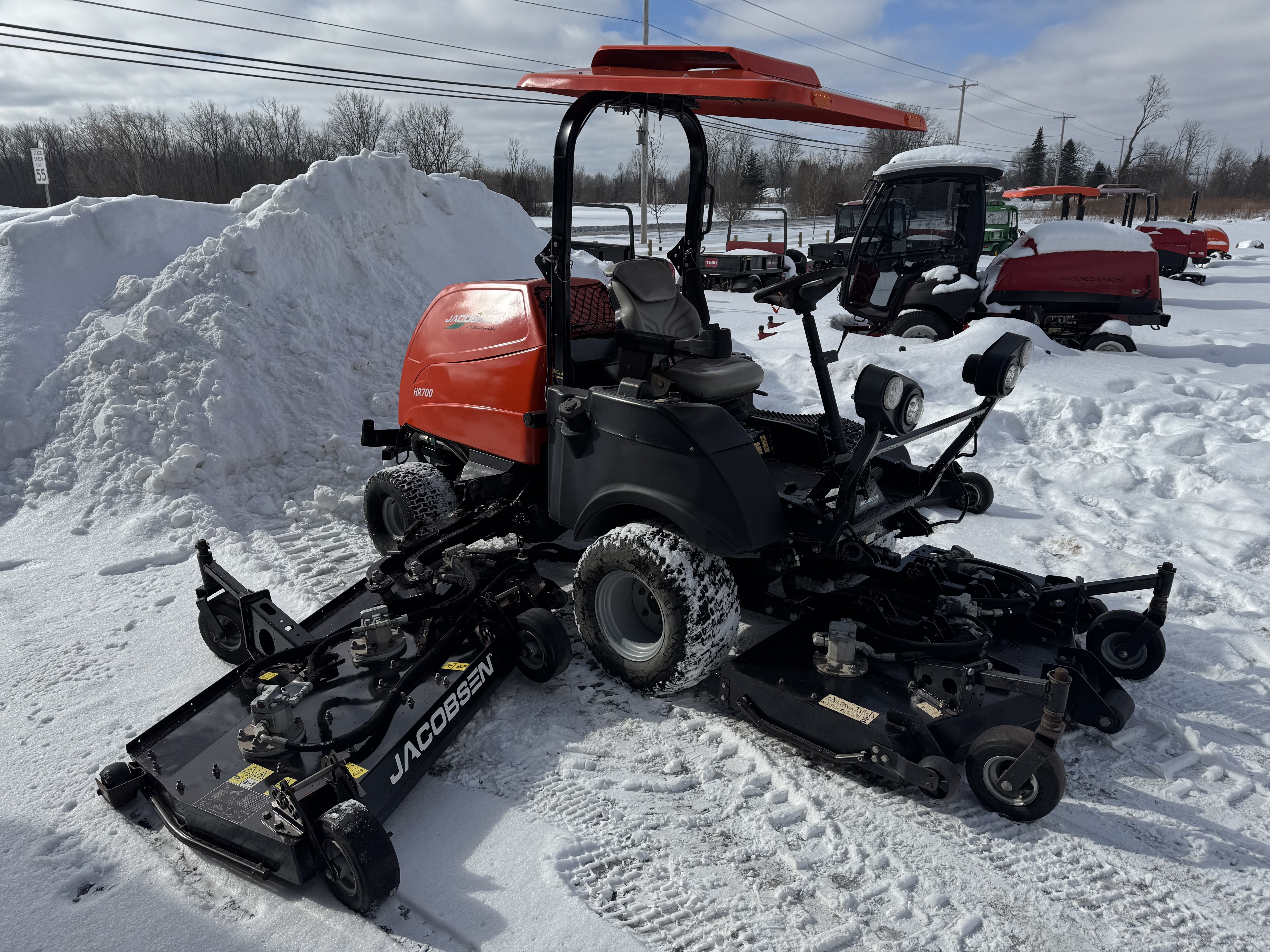 Jacobsen-HR-700-RotaryMower-5.jpeg.06062ce1eb9a5a4074226cc07c754206.jpeg