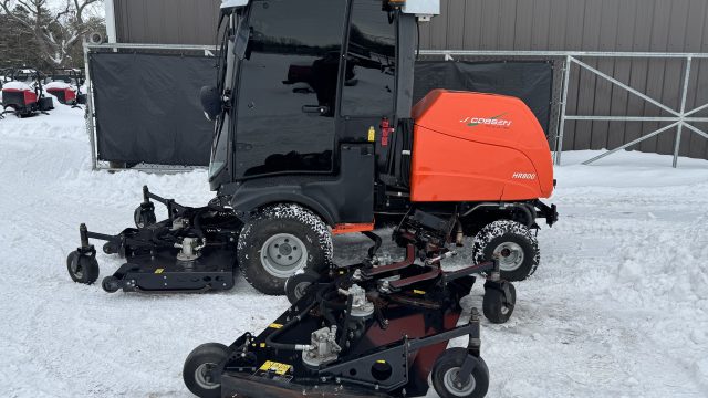 Jacobsen-HR800-Cab-Rotary-Mower-6.jpeg.c88c010a80aa8c2cee6e9305f7ace67a.jpeg