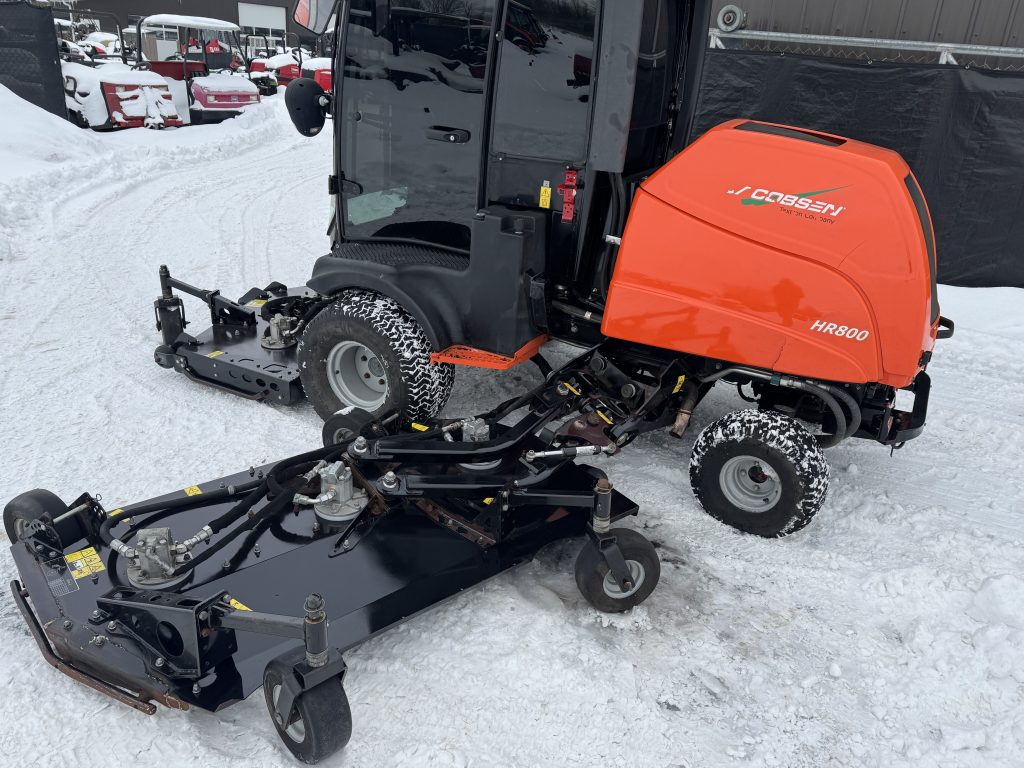 Jacobsen-HR800-Cab-Rotary-Mower-8.jpeg.74b81b5462cfefa6f6550904a76ebb44.jpeg