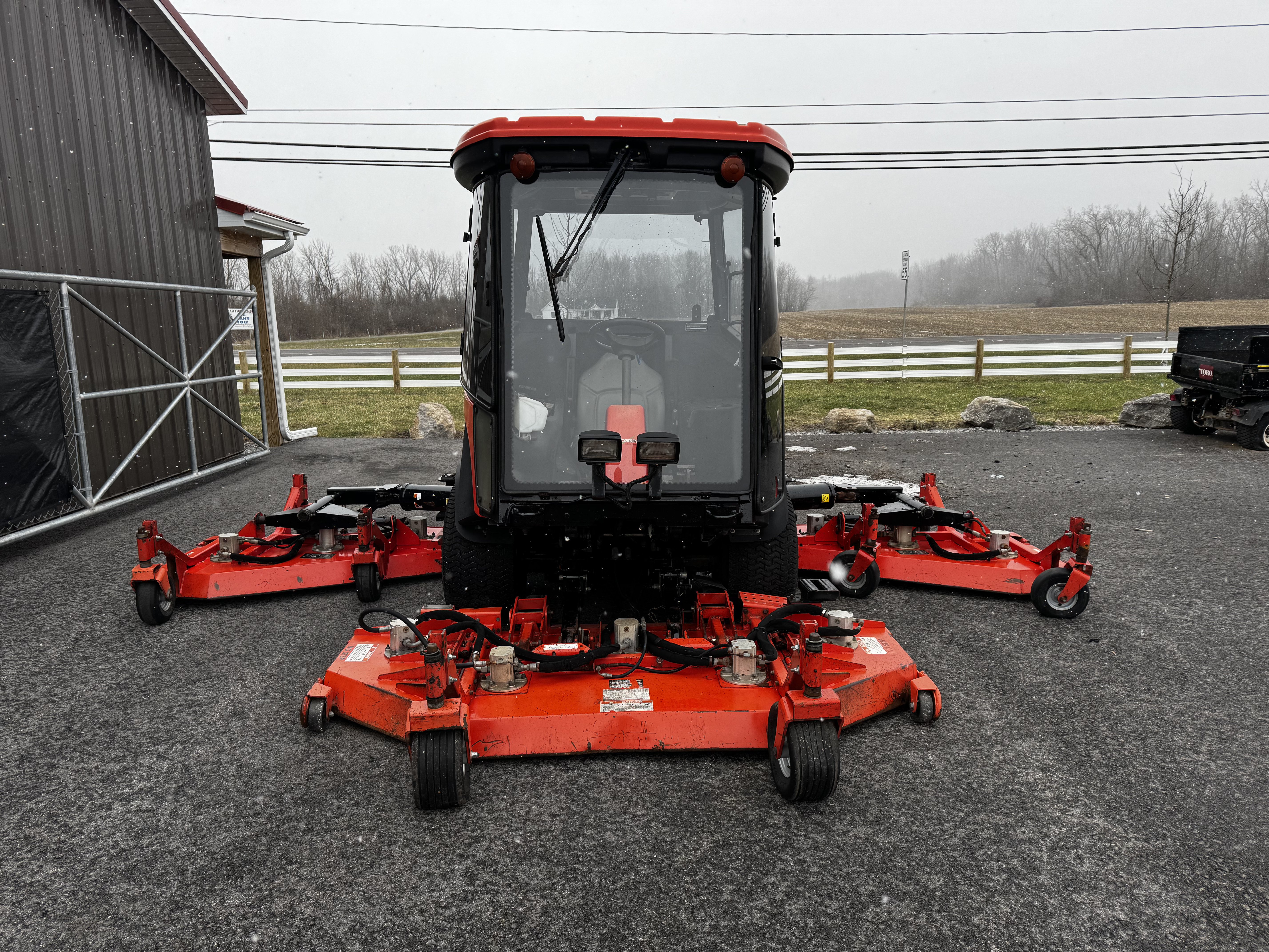 Jacobsen-HR9016-Wide-Area-Mower-5.jpg.2e13e00877b73cf38c4df67fb32527dc.jpg