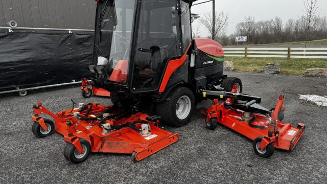 Jacobsen-HR9016-Wide-Area-Mower-6.jpg.416a0af417ab5b28ab51cc1fca534ada.jpg