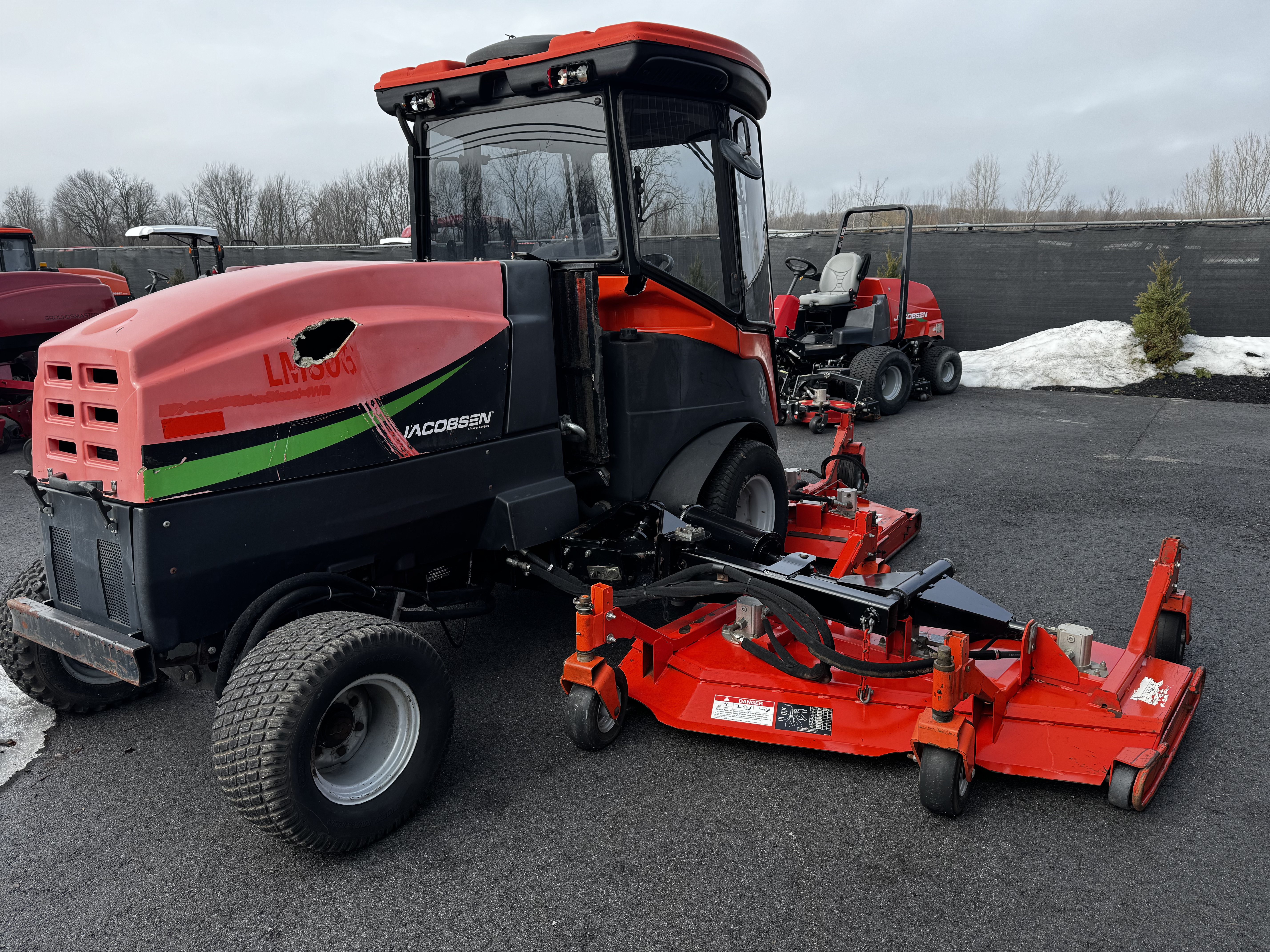 Jacobsen-HR9016-Wide-Area-Mower-9.jpg.844ed626ca1cf821ec710dae065b05b0.jpg
