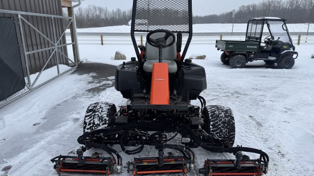 Jacobsen-LF-1880-2×4-Fairway-Mower-2.jpeg.34799de74c31911feba3fa1232d300d3.jpeg