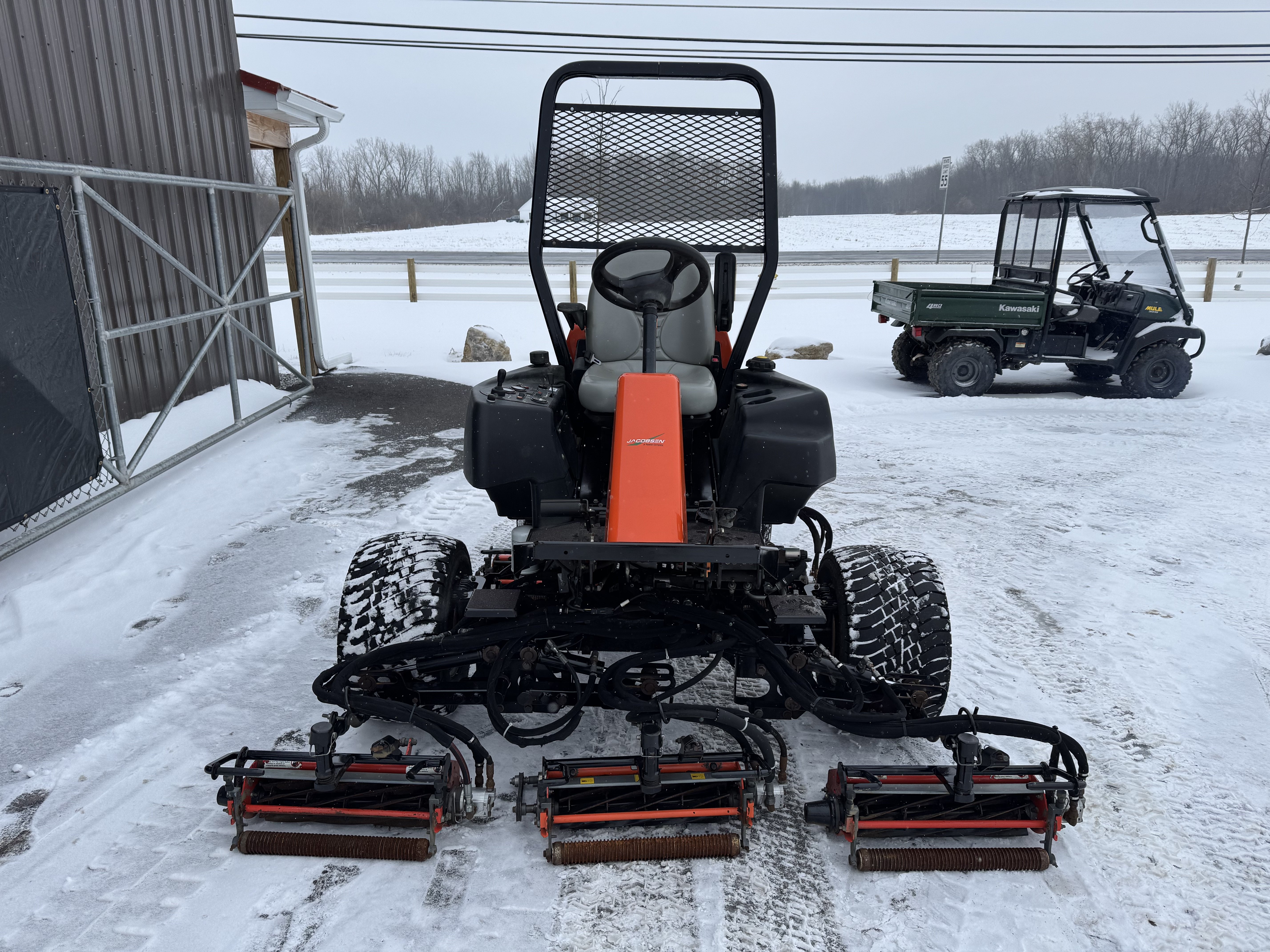 Jacobsen-LF-1880-2×4-Fairway-Mower-2.jpeg.34799de74c31911feba3fa1232d300d3.jpeg