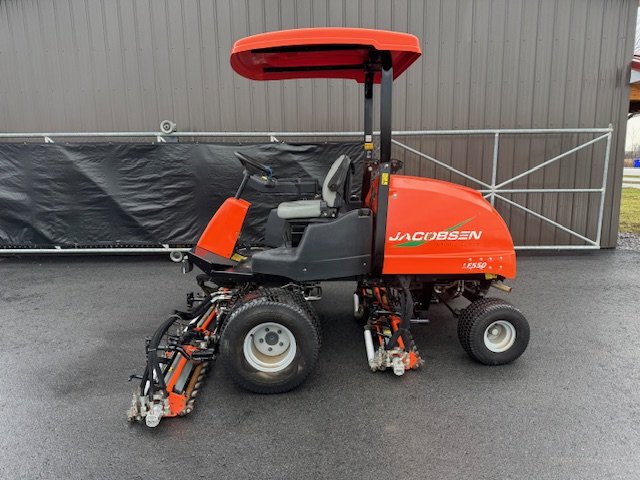 Jacobsen-LF550-2×4-Fairway-Mower-3.jpeg.c37a1999ccd6559e5d8d6216ca3fe20c.jpeg