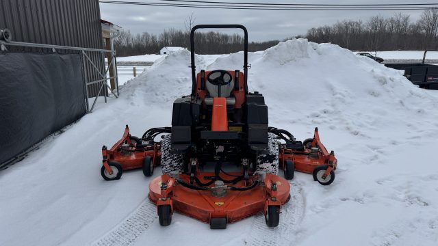 Jacobsen-R311-Rotary-Mower-4.jpeg.2edab971f50e5cab476b9b69a9c39c84.jpeg