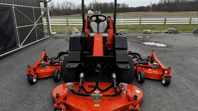 Jacobsen-R311T-Turbo-Diesel-Wide-Area-Rotary-Mower-4.jpg.7d50aa0756c42a7f99333030d89de31c.jpg