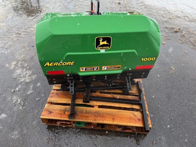 John-Deere-1000-areator-1.jpeg.fef5a91a979d6c0cbe7daae4de9ae565.jpeg